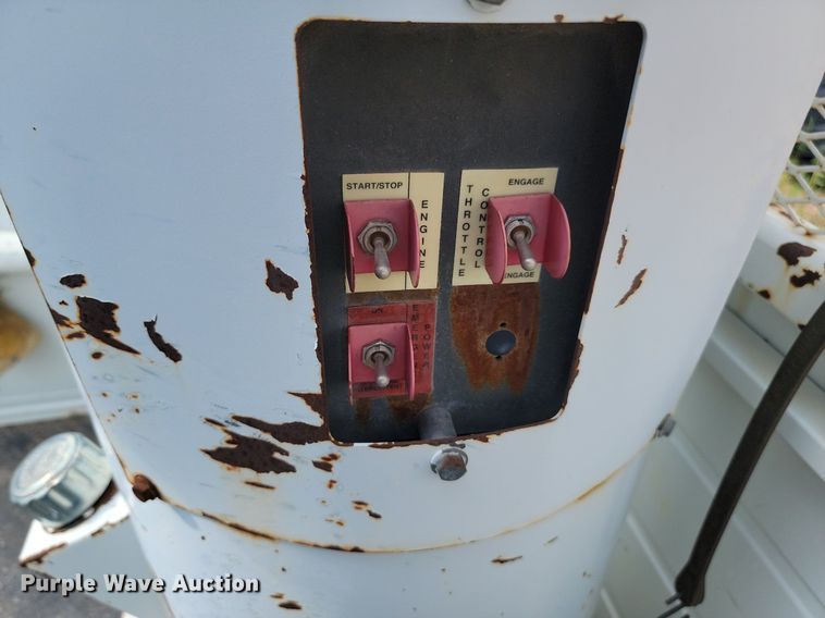 image for item DN6487 Knapheide  6133HC bucket truck bed 