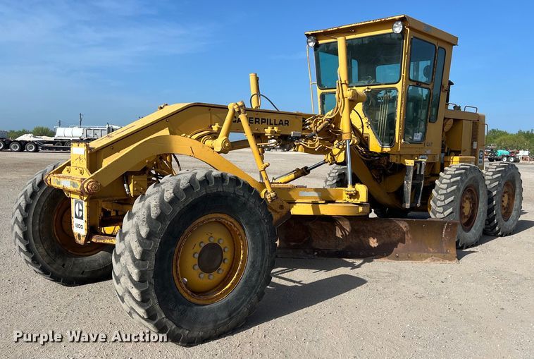 image for item DO2449 1983 Caterpillar 120G motor grader