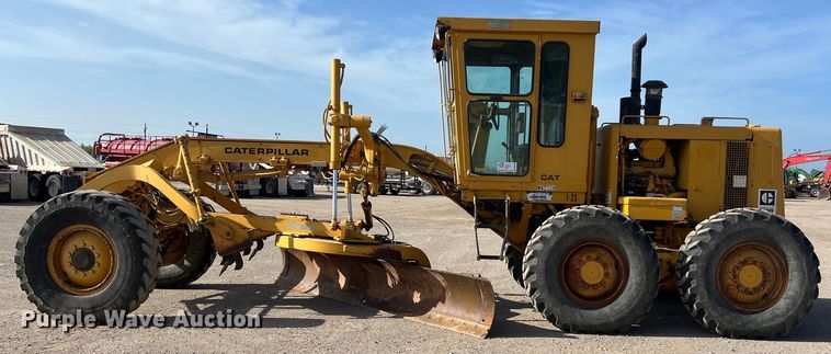 image for item DO2449 1983 Caterpillar 120G motor grader
