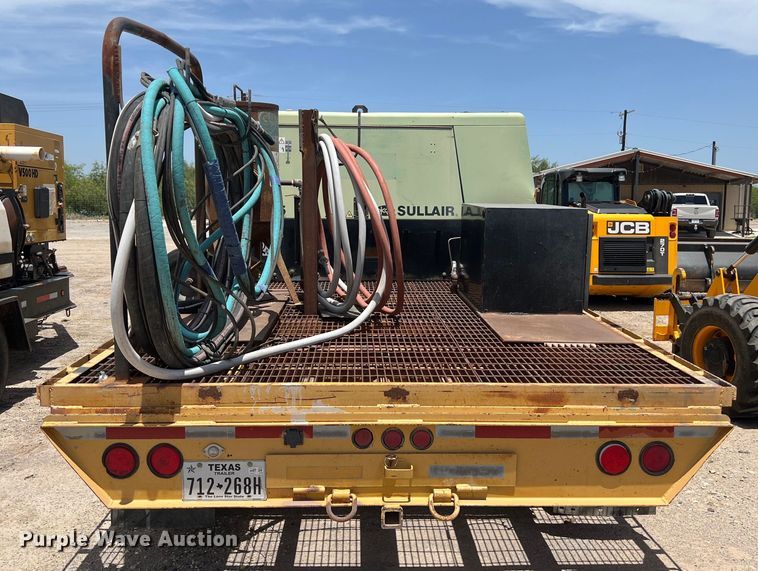 image for item DO2457 2000 Sullair  375 JD air compressor with trailer