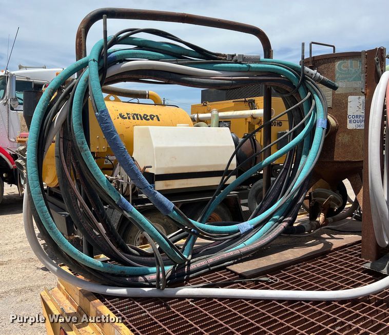 image for item DO2457 2000 Sullair  375 JD air compressor with trailer