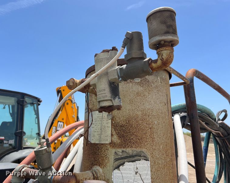 image for item DO2457 2000 Sullair  375 JD air compressor with trailer