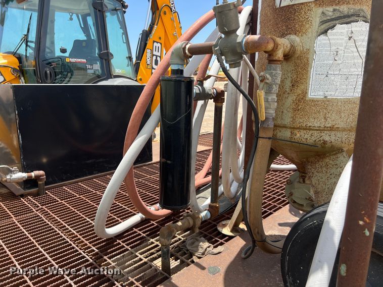 image for item DO2457 2000 Sullair  375 JD air compressor with trailer