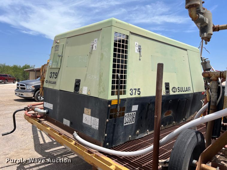 image for item DO2457 2000 Sullair  375 JD air compressor with trailer