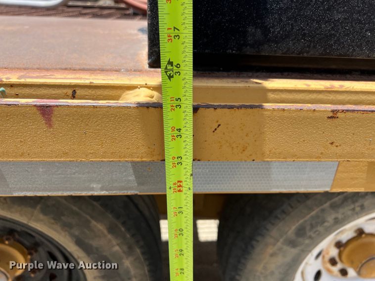 image for item DO2457 2000 Sullair  375 JD air compressor with trailer