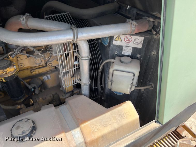 image for item DO2457 2000 Sullair  375 JD air compressor with trailer