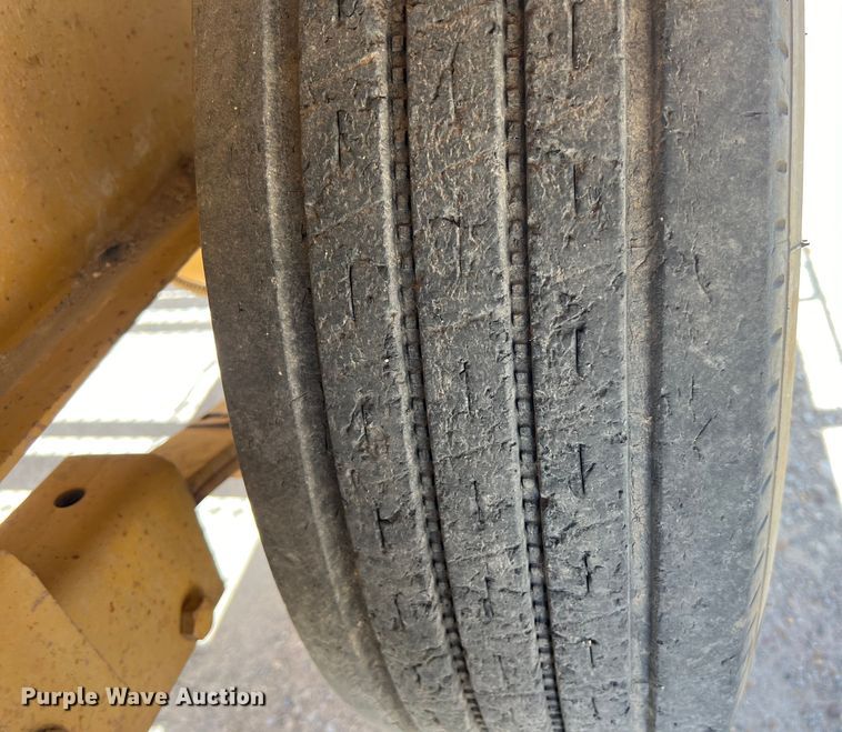 image for item DO2457 2000 Sullair  375 JD air compressor with trailer