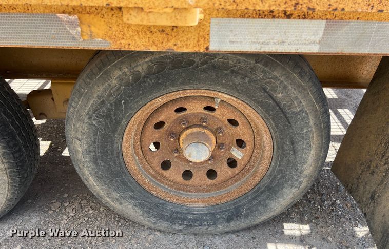 image for item DO2457 2000 Sullair  375 JD air compressor with trailer