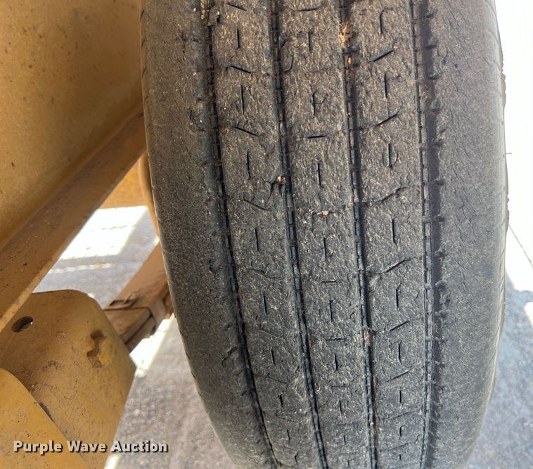 image for item DO2457 2000 Sullair  375 JD air compressor with trailer