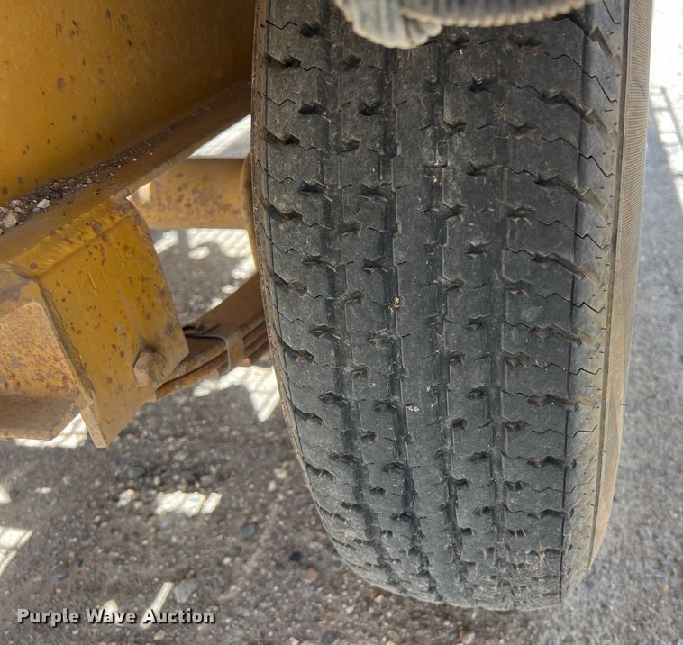 image for item DO2457 2000 Sullair  375 JD air compressor with trailer