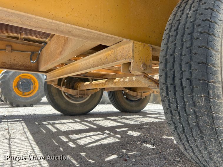 image for item DO2457 2000 Sullair  375 JD air compressor with trailer