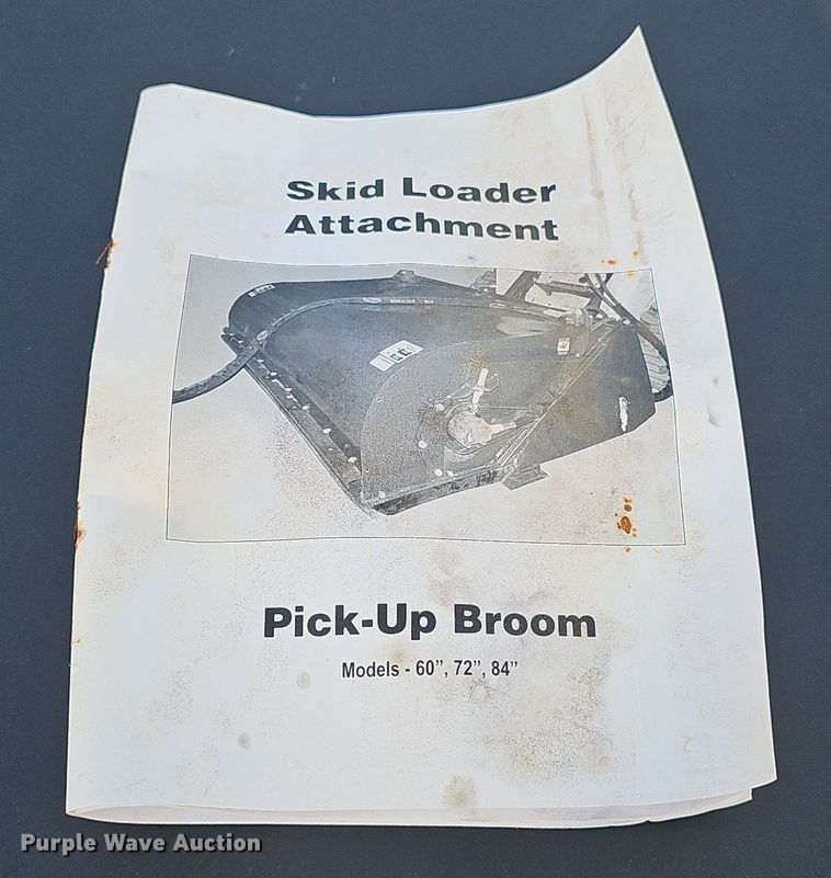 image for item DP6609 Haugen HPB72 skid steer broom