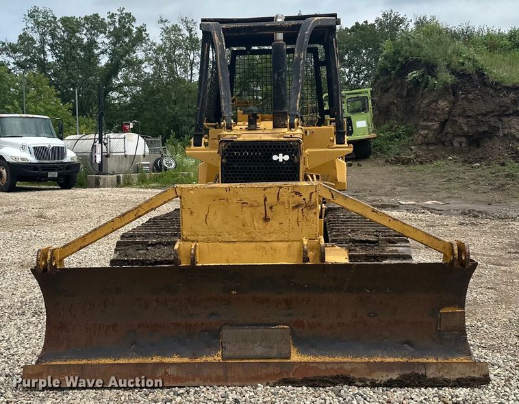 image for item DP8408 1982 Komatsu D31P-17 dozer