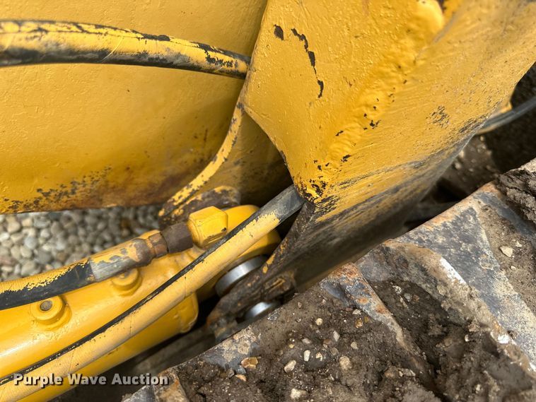 image for item DP8408 1982 Komatsu D31P-17 dozer