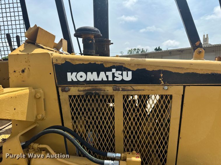 image for item DP8408 1982 Komatsu D31P-17 dozer
