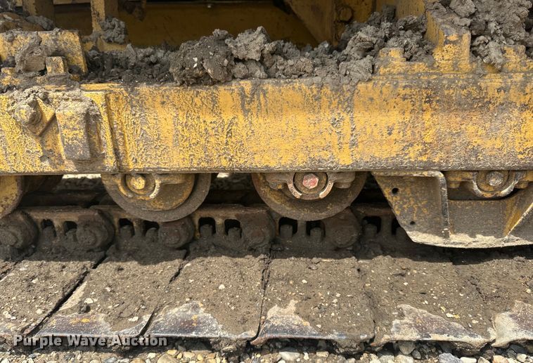 image for item DP8408 1982 Komatsu D31P-17 dozer