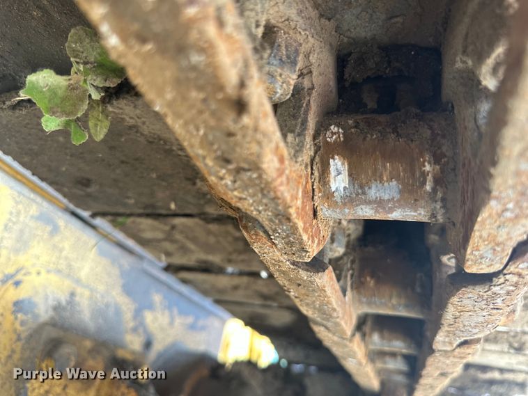 image for item DP8408 1982 Komatsu D31P-17 dozer