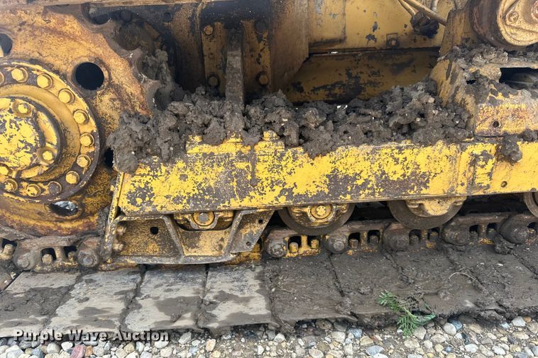 image for item DP8408 1982 Komatsu D31P-17 dozer