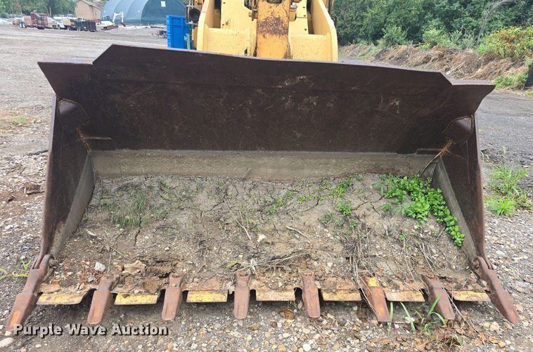 image for item DQ4527 1990 Caterpillar 953 loader