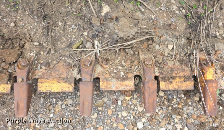 image for item DQ4527 1990 Caterpillar 953 loader