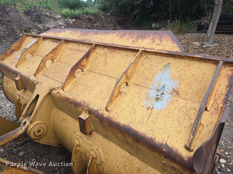 image for item DQ4527 1990 Caterpillar 953 loader