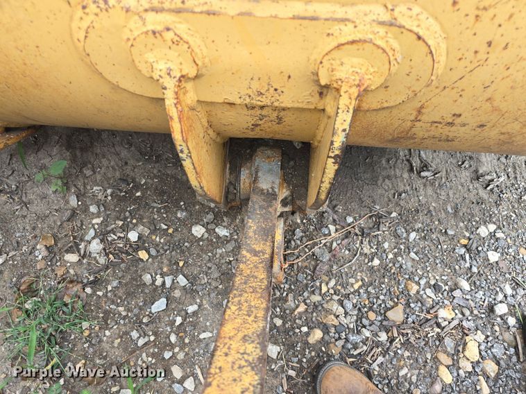 image for item DQ4527 1990 Caterpillar 953 loader