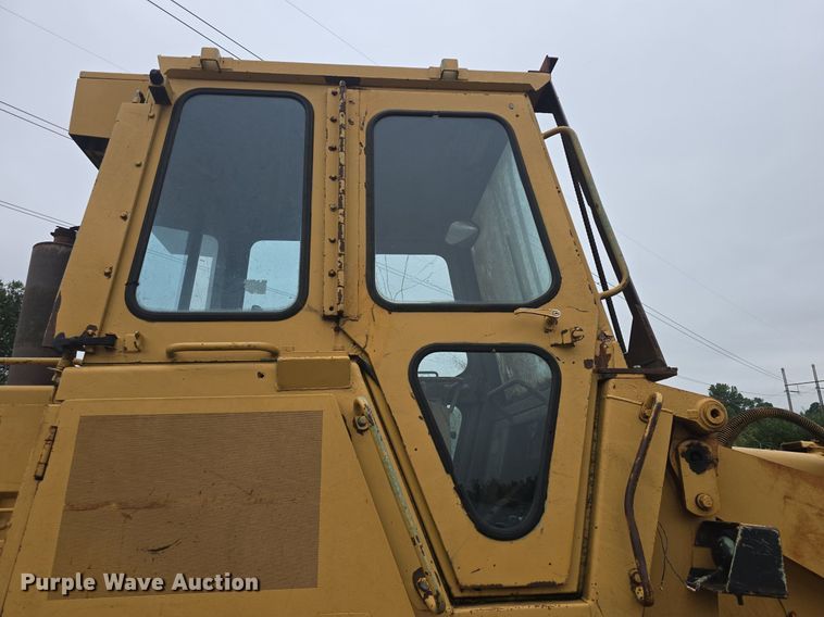 image for item DQ4527 1990 Caterpillar 953 loader