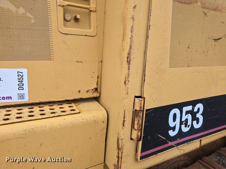 image for item DQ4527 1990 Caterpillar 953 loader