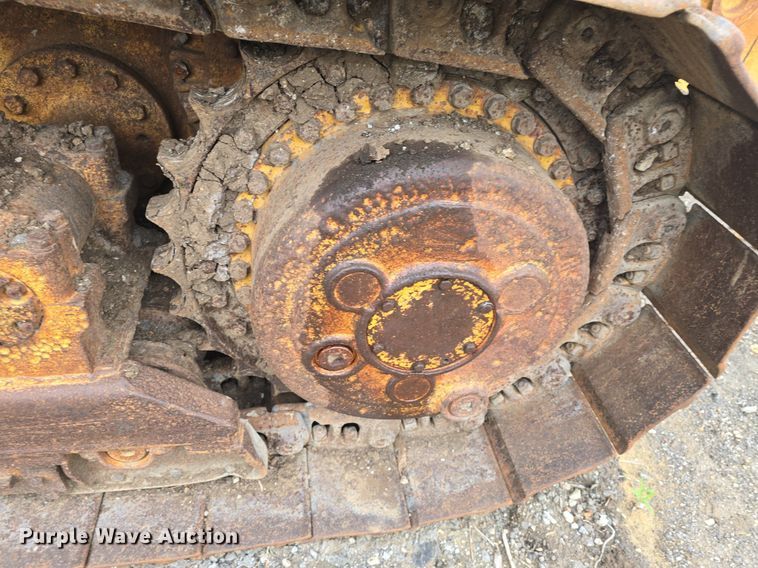 image for item DQ4527 1990 Caterpillar 953 loader