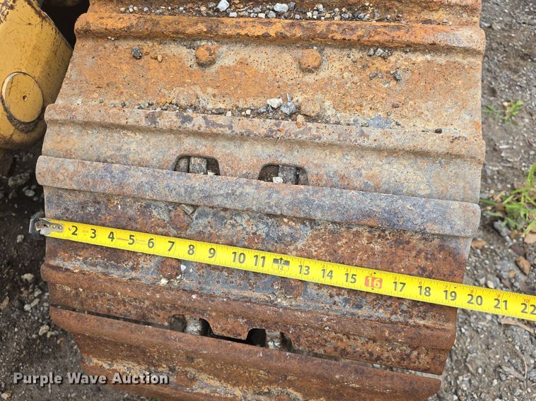 image for item DQ4527 1990 Caterpillar 953 loader