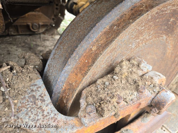 image for item DQ4527 1990 Caterpillar 953 loader