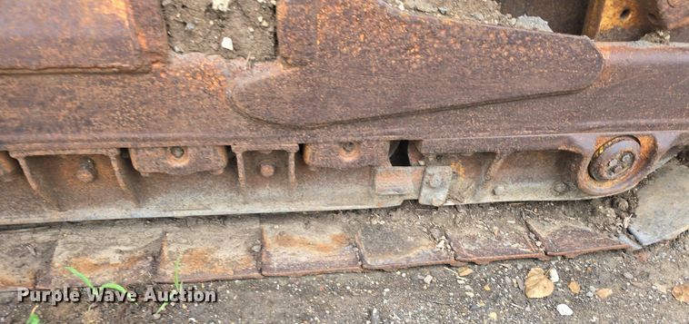 image for item DQ4527 1990 Caterpillar 953 loader