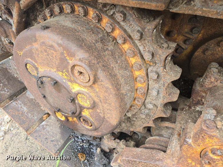 image for item DQ4527 1990 Caterpillar 953 loader