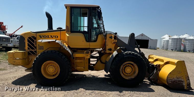image for item DQ6924 2008 Volvo L90F wheel loader