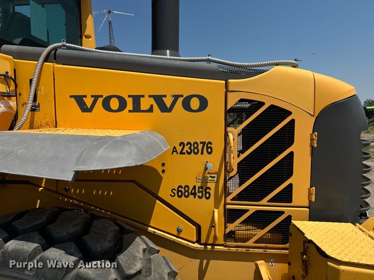 image for item DQ6924 2008 Volvo L90F wheel loader