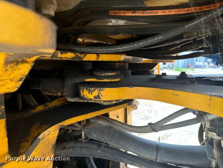 image for item DQ6924 2008 Volvo L90F wheel loader