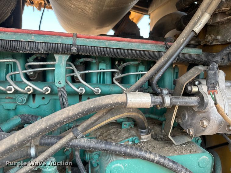 image for item DQ6924 2008 Volvo L90F wheel loader