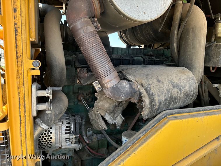 image for item DQ6924 2008 Volvo L90F wheel loader