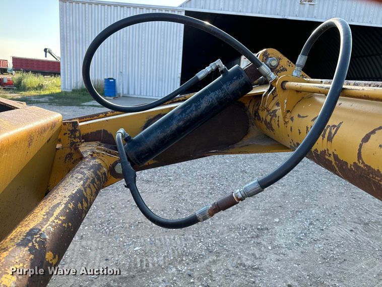 image for item DQ6939 1980 Ashland Industries I-110 scraper