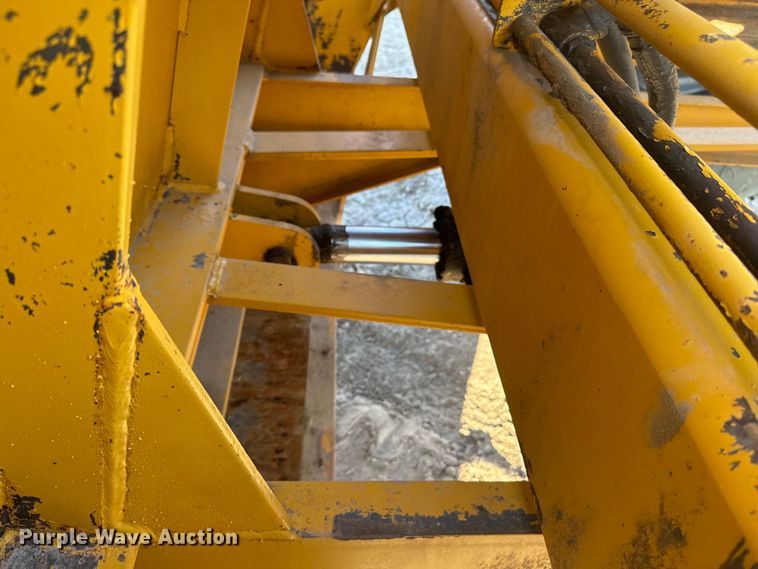 image for item DQ6939 1980 Ashland Industries I-110 scraper