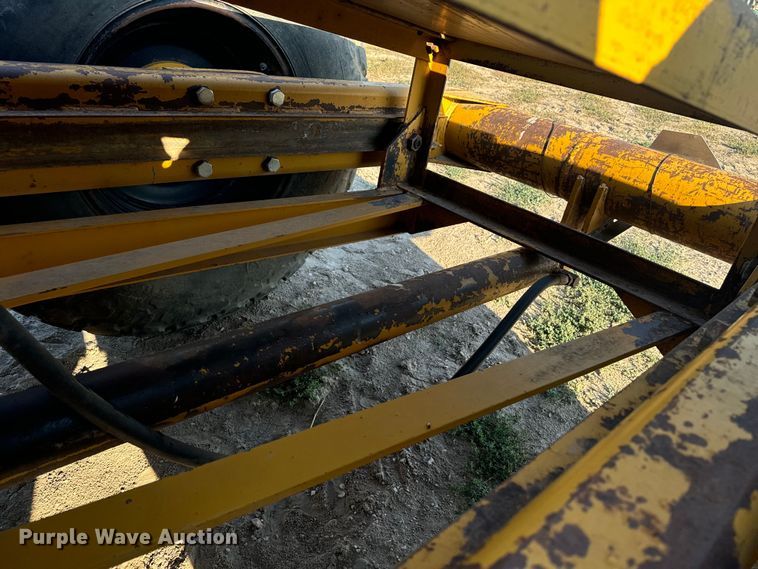 image for item DQ6939 1980 Ashland Industries I-110 scraper