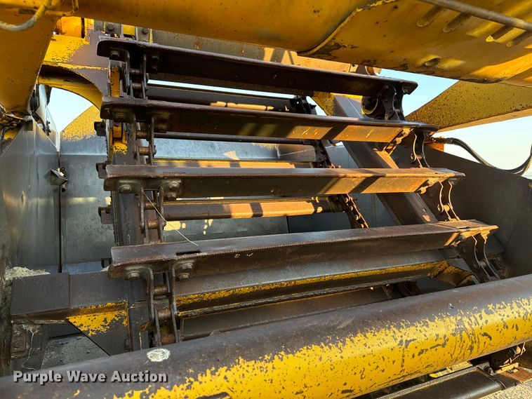 image for item DQ6946 1984 John Deere 762A elevating scraper