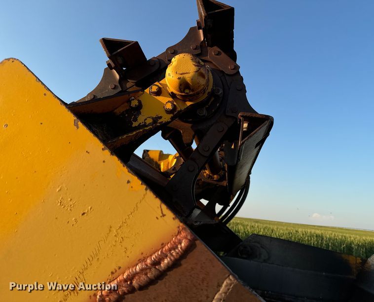 image for item DQ6946 1984 John Deere 762A elevating scraper