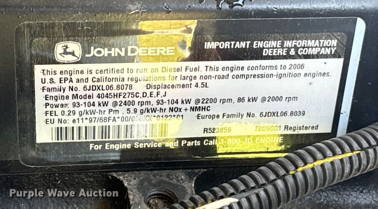 image for item DQ6958 2006 Vermeer BC1500 wood chipper