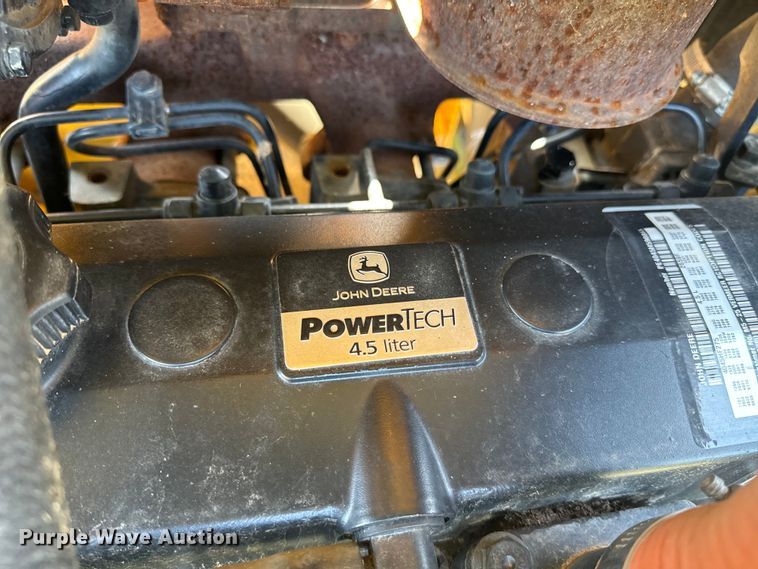 image for item DQ6958 2006 Vermeer BC1500 wood chipper