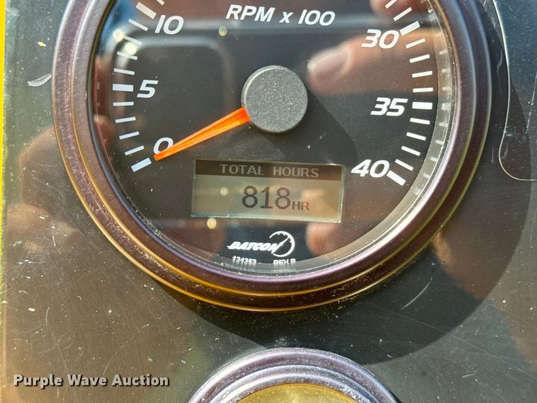 image for item DQ6958 2006 Vermeer BC1500 wood chipper