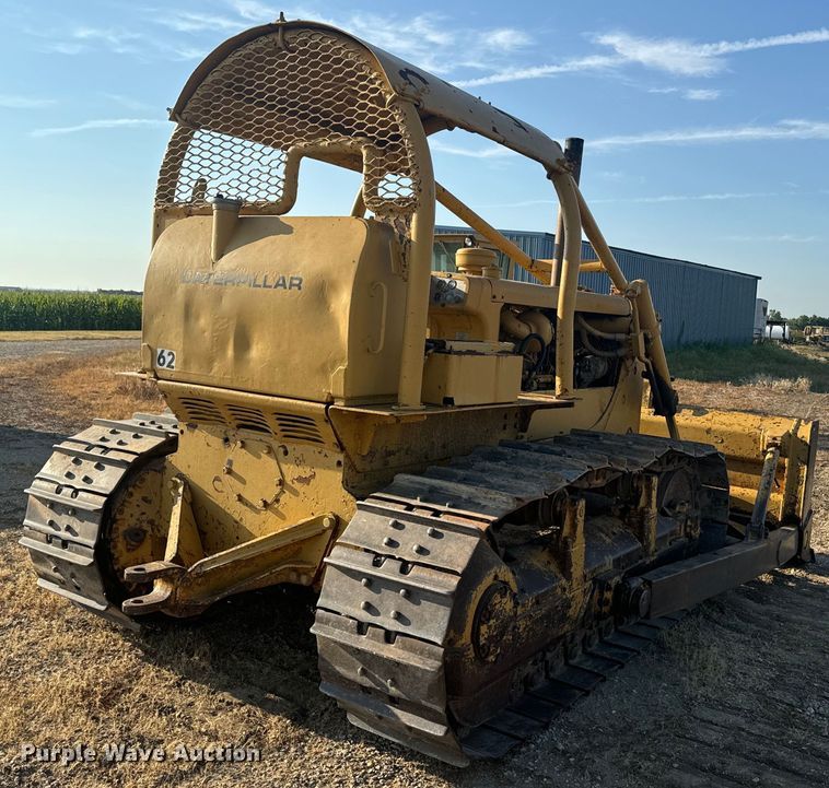 image for item DQ6959 1964 Caterpillar D6C dozer