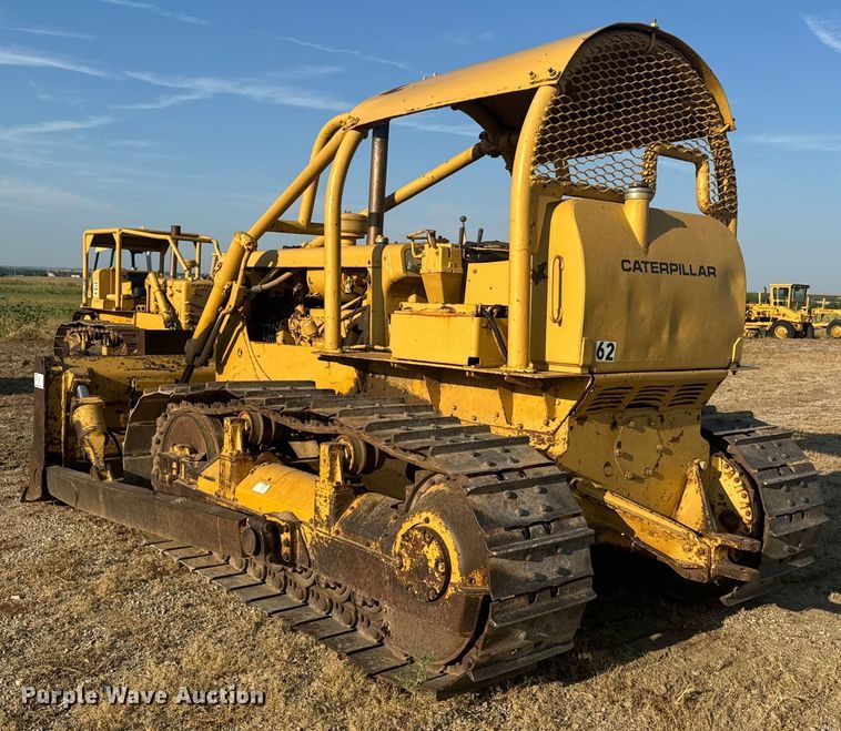 image for item DQ6959 1964 Caterpillar D6C dozer