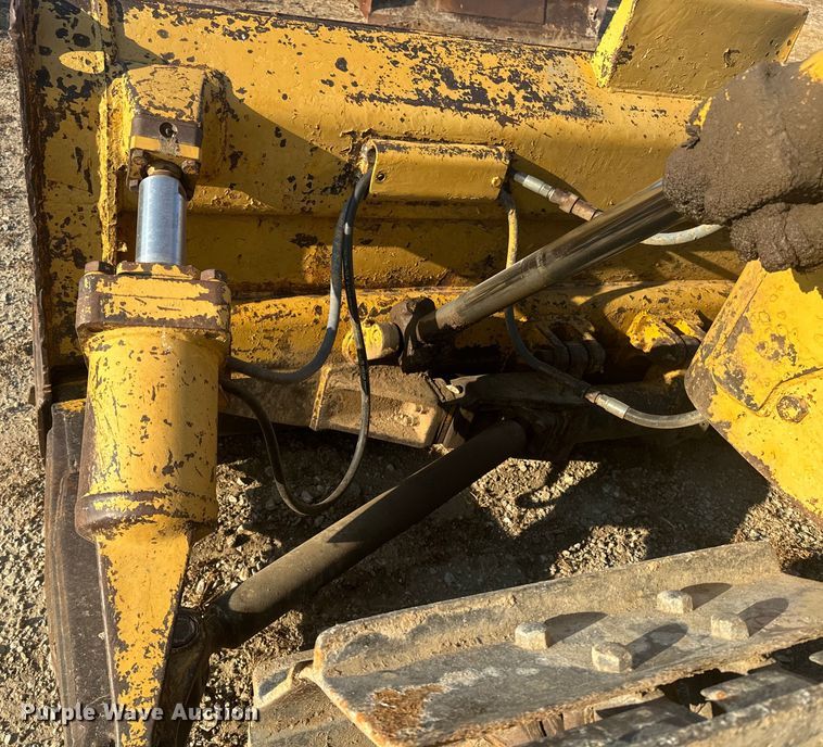 image for item DQ6959 1964 Caterpillar D6C dozer