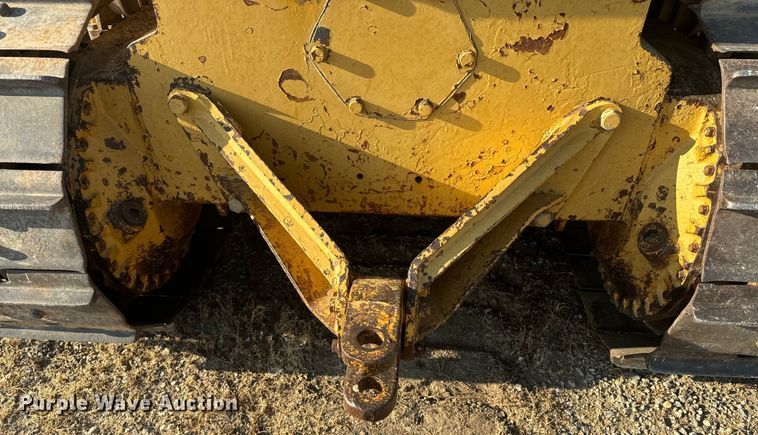 image for item DQ6959 1964 Caterpillar D6C dozer